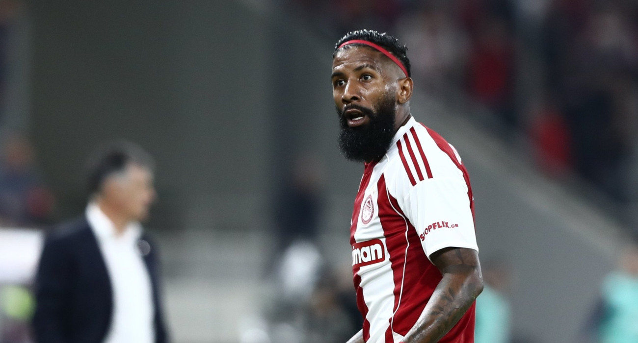 Ο Ροντινέι στον αγώνα του Ολυμπιακού με την Αϊντχόφεν / Πηγή: InTime