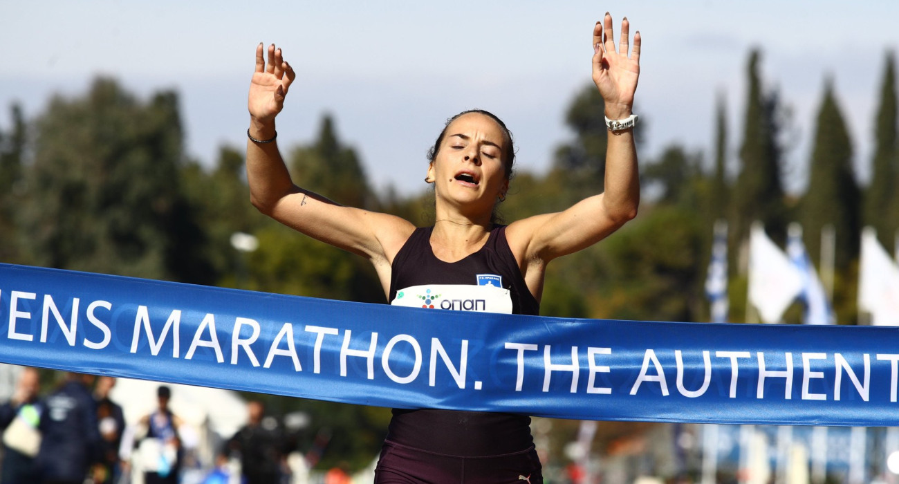 Η κορυφαία γυναίκα το 2024, Ματίνα Νούλα, στον τερματισμό της στο Καλλιμάρμαρο / Πηγή: Eurokinissi