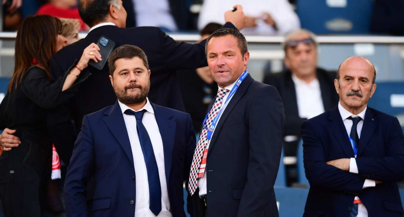 Ο Στεφάν Λανουά και ο Μάκης Γκαγκάτσης /Πηγή: Eurokinissi