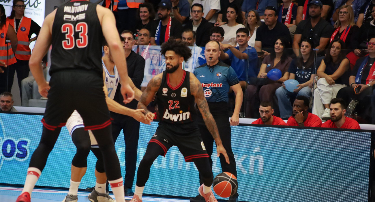 Άνετος ο Ολυμπιακός στη Μύκονο με «ξέσπασμα» στο τρίτο δεκάλεπτο