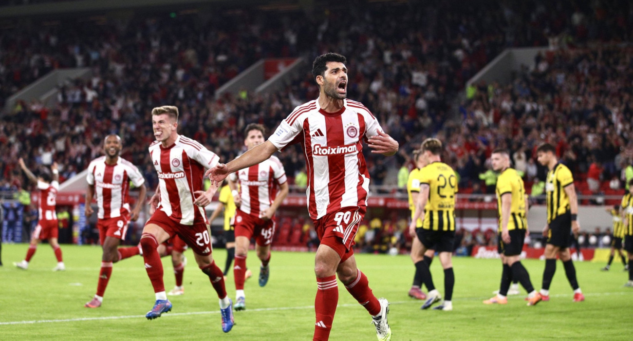 Ο Μεχντί Ταρέμι πανηγυρίζει το γκολ του κόντρα στην ΑΕΚ / Πηγή: Eurokinissi