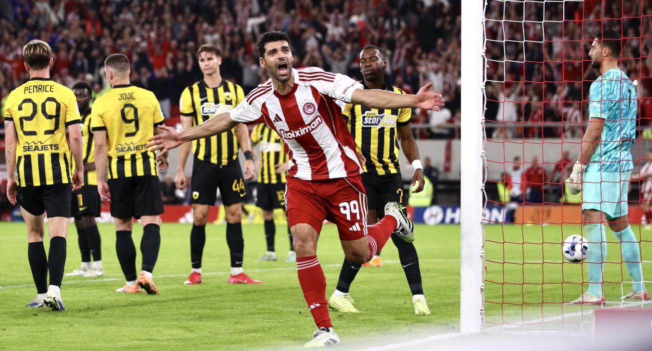 Ο Ταρέμι πανηγυρίζει το 2-0 σε βάρος της ΑΕΚ / Πηγή: Eurokinissi