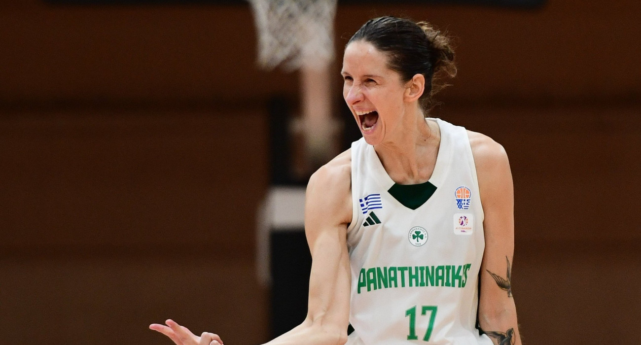 Απίθανη Γαλανόπουλος από τα 6,75, διπλό πρωτιάς του Παναθηναϊκού στο Φάληρο / Πηγή: Eurokinissi