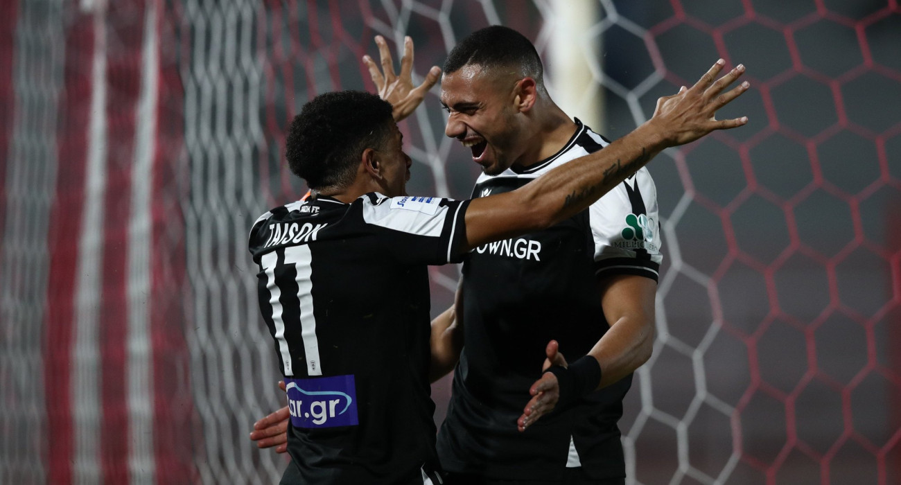 Γιακουμάκης και Τάισον πανηγυρίζουν / Πηγή: Eurokinissi