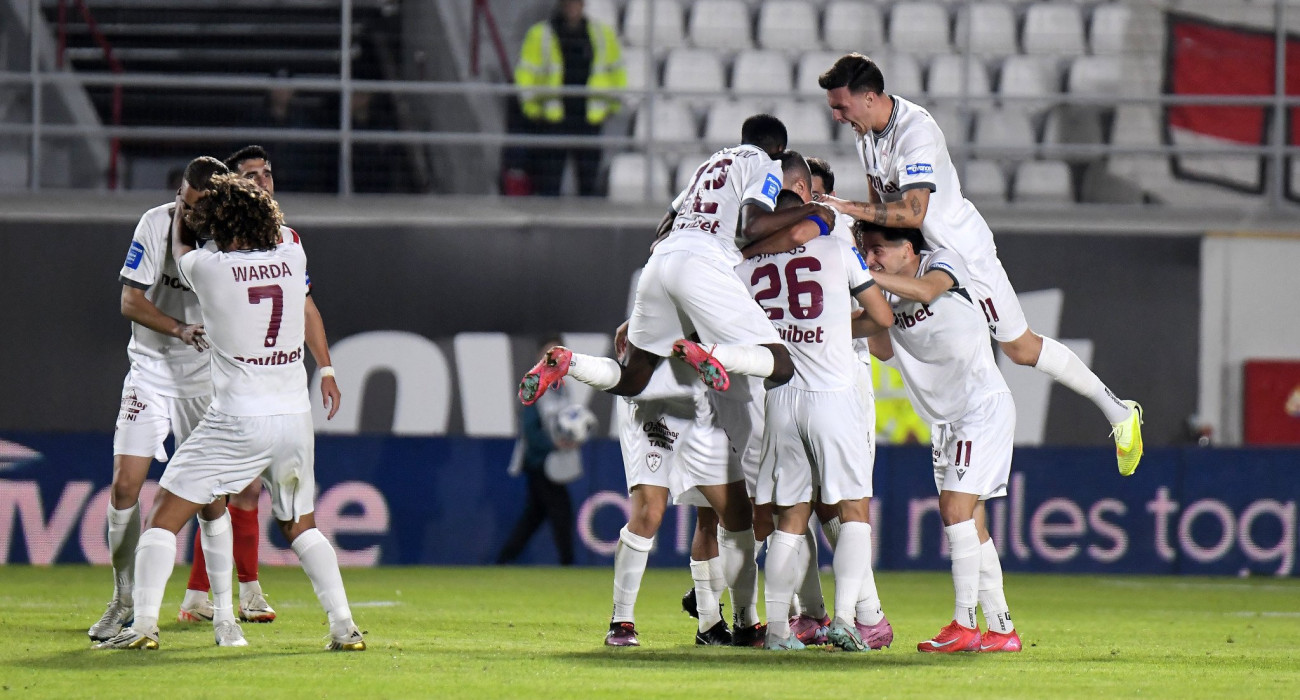 Οι ποδοσφαιριστές της ΑΕΛ Novibet πανηγυρίζουν / Πηγή; Intime