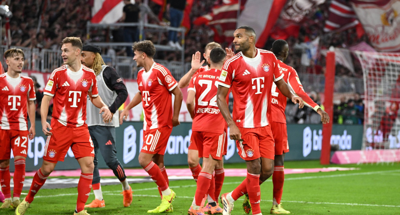 Παίκτες της Μπάγερν Μονάχου πανηγυρίζουν / Πηγή: Imago