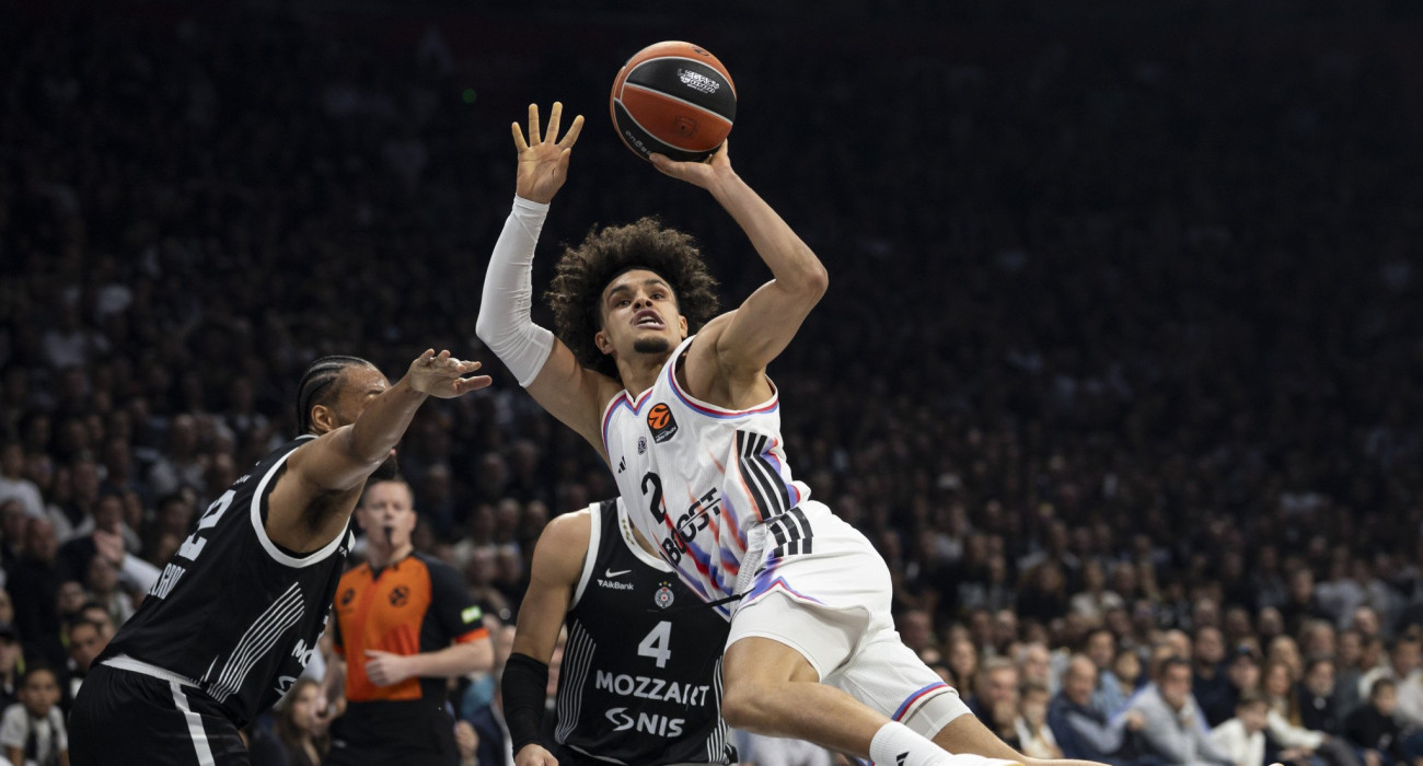 Ασταμάτητος ήταν ο Ναντίρ Χιφί της Παρί και κόντρα στην Παρτίζαν / Πηγή: Photo by Srdjan Stevanovic / Euroleague Basketball via Getty Images