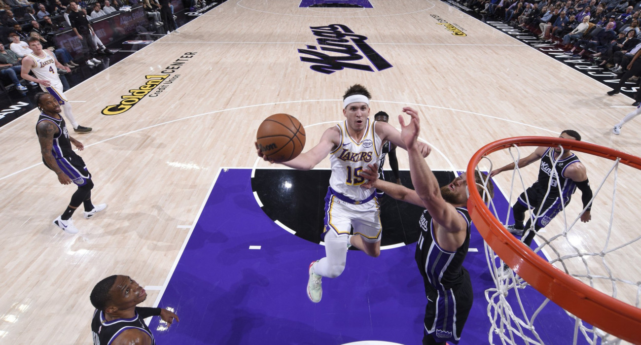 Ο Όστιν Ριβς/Photo by Rocky Widner/NBAE via Getty Images