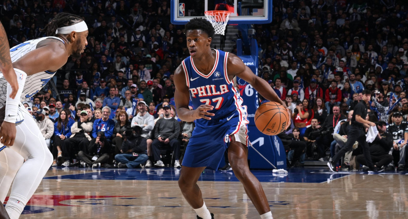 Ο Βι Τζέι Έτζκομπ/ Photo by David Dow/NBAE via Getty Images