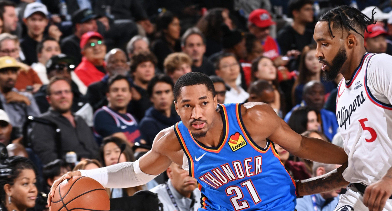 Ο Άαρον Γουίγκινς/Photo by Juan Ocampo/NBAE via Getty Images