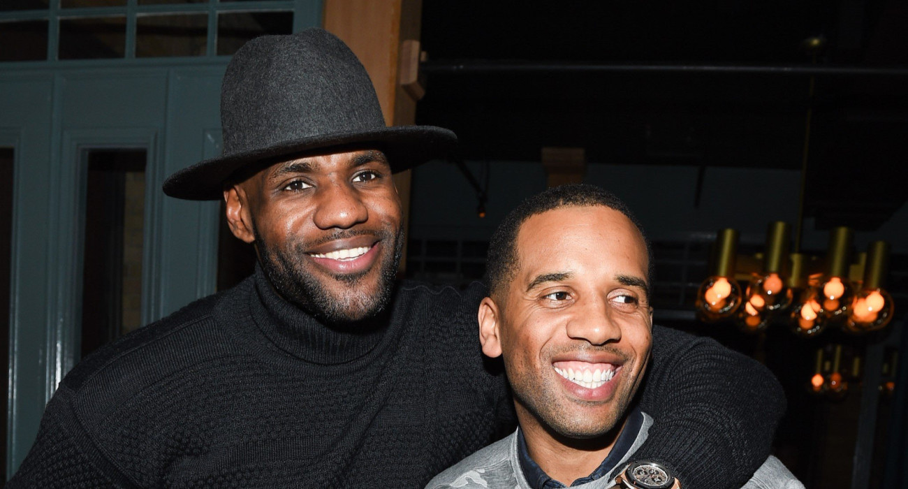 Ο ΛεΜπρόν Τζέιμς με τον Μάβερικ Κάρτερ, Πηγή: (Photo by George Pimentel/WireImage/Getty Images/Ideal Images)