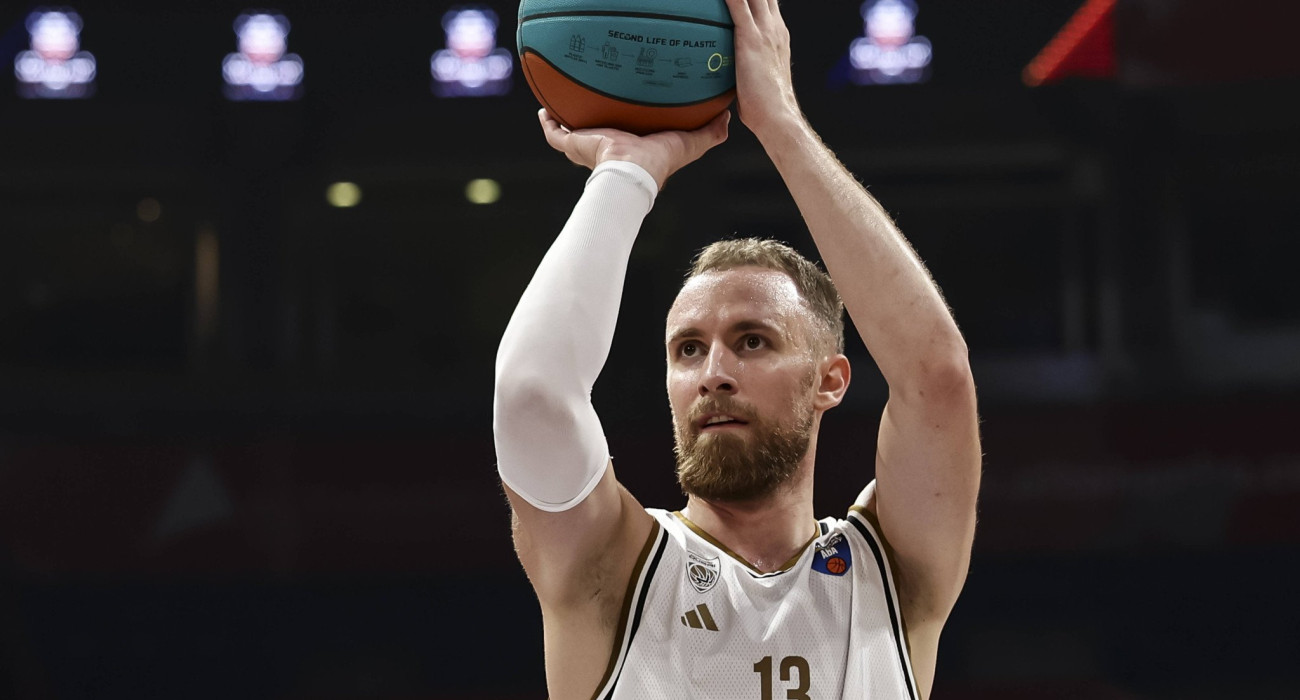 O Τζάναν Μούσα με τη φανέλα της Dubai BC / Πηγή: Imago