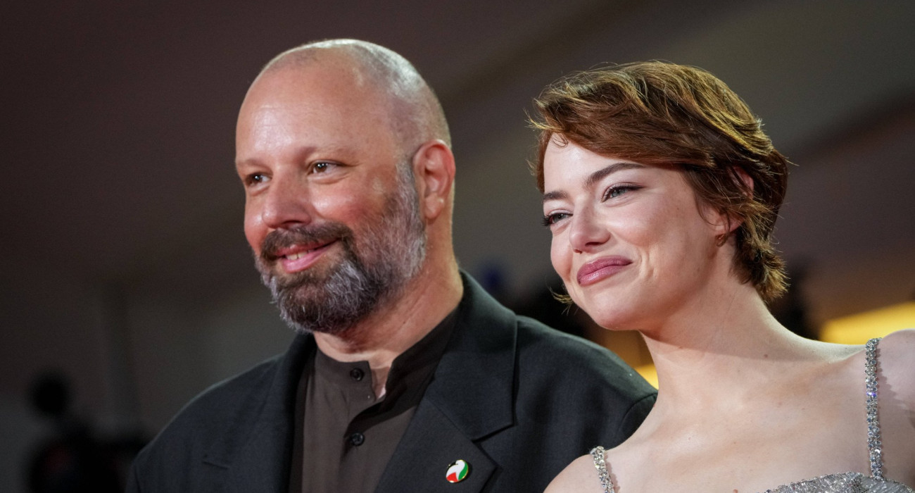 Ο Γιώργος Λάνθιμος και η Έμα Στόουν / Πηγή: Imago