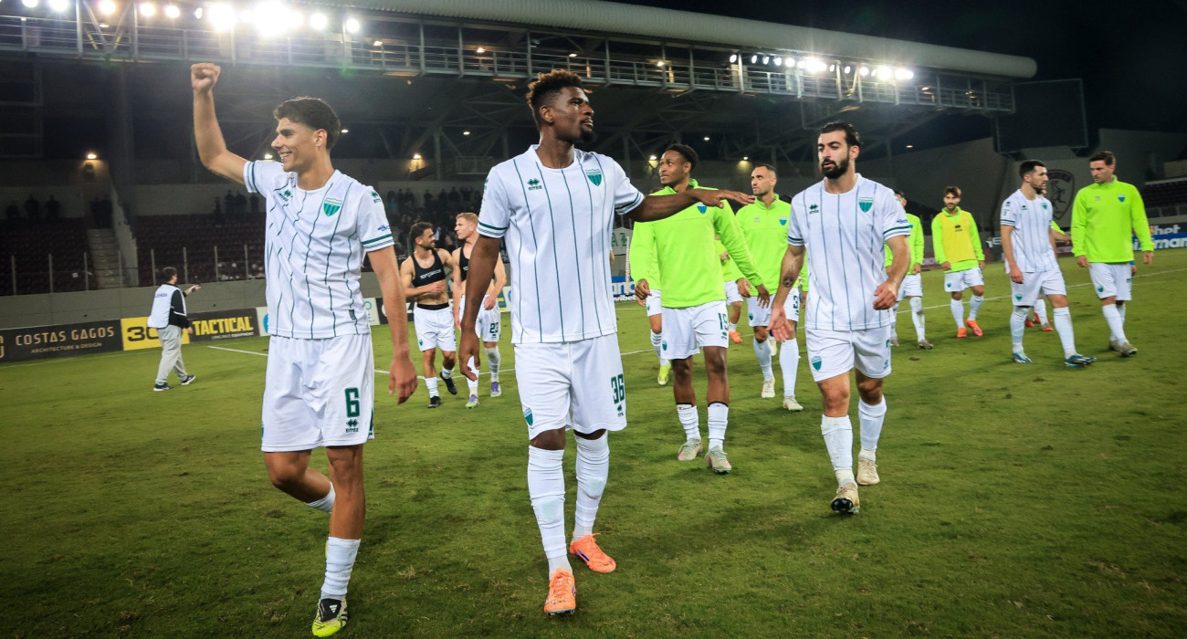 Οι πανηγυρισμοί των παικτών του Λεβαδειακού μετά τη νίκη επί της AEL Novibet /  Πηγή: Eurokinissi