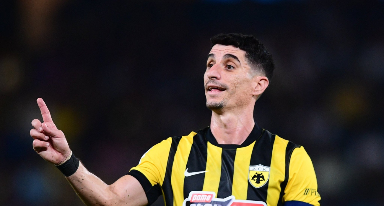 Ο Πέτρος Μάνταλος με την ΑΕΚ / Πηγή: Eurokinissi