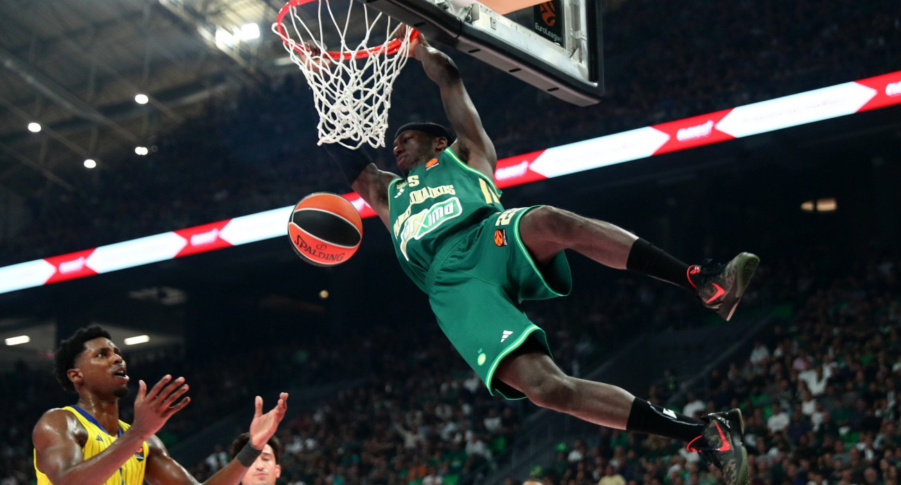 Ο Κέντρικ Ναν κόντρα στη Μακάμπι Τελ Αβίβ / Πηγή: Intime