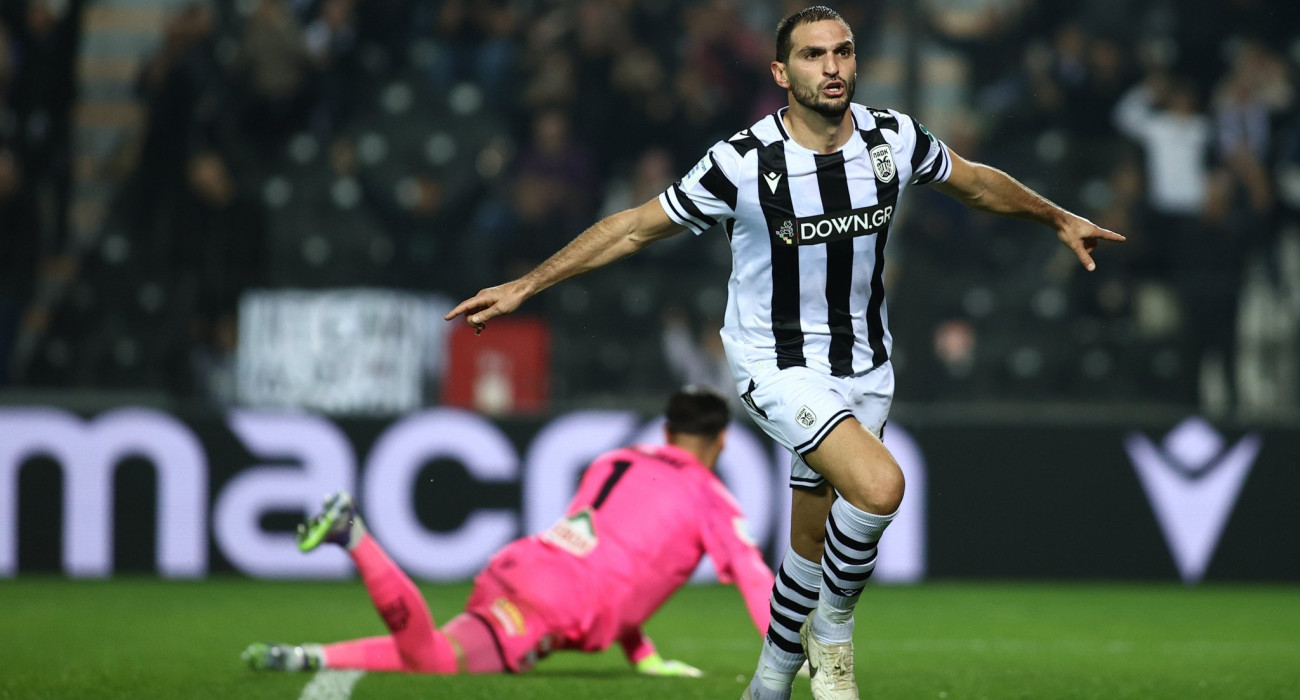 Ο Μαγκομέντ Οζντόεφ πανηγυρίζει το γκολ του κόντρα στον Βόλο / Πηγή: Eurokinissi