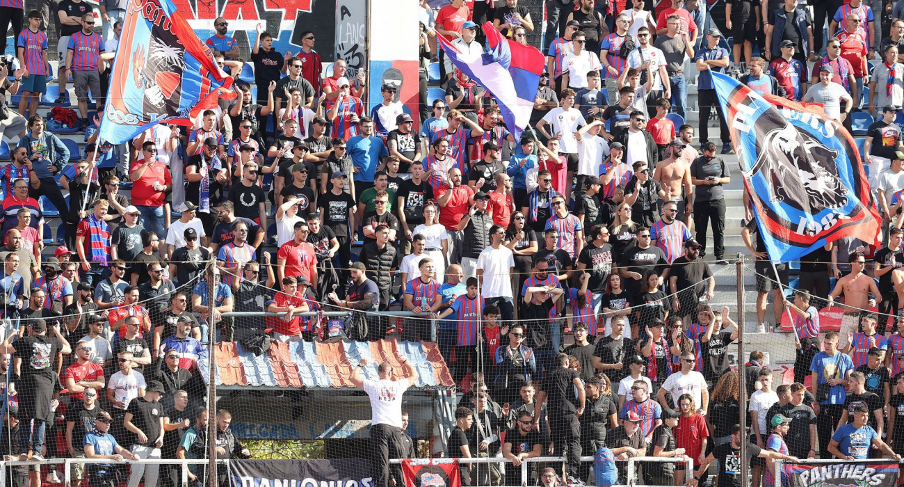 Ο κόσμος του Πανιωνίου / Πηγή: Intime