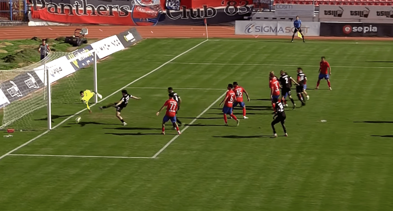 Στο δοκάρι η κεφαλιά του Βαφέα / Screenshot