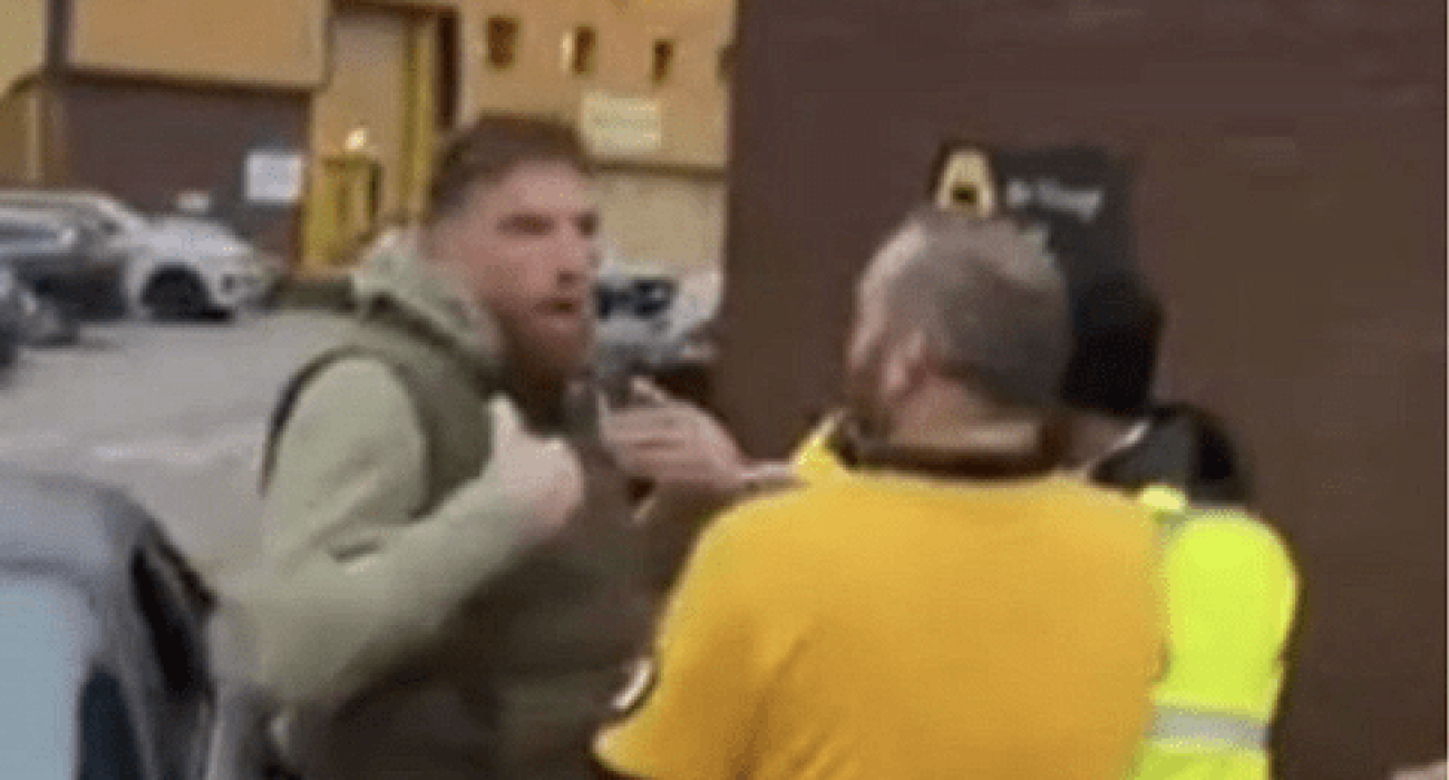 Η στιγμή της έντασης μεταξύ των φίλων της Γουλβς και του Σα / Πηγή: Printscreen