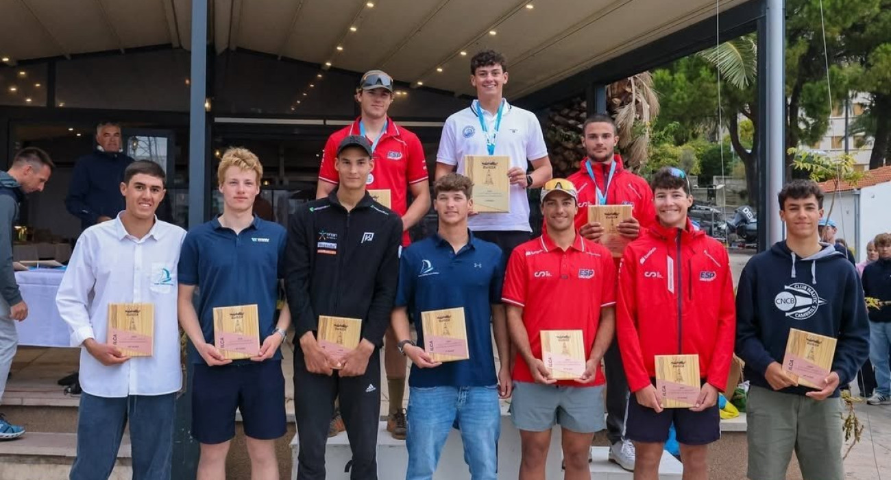 Το βάθρο των νικητών της κατηγορίας U19 με «χρυσό» τον Πετριανό / Πηγή: Thom Touw / EurILCA