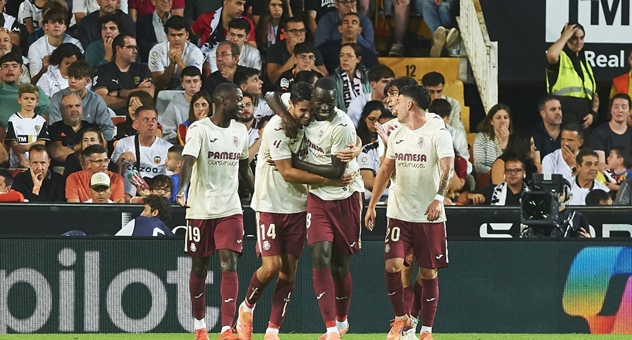 Οι ποδοσφαιριστές της Βιγιαρεάλ πανηγυρίζουν στο «Μεστάγια» / Πηγή: Imago