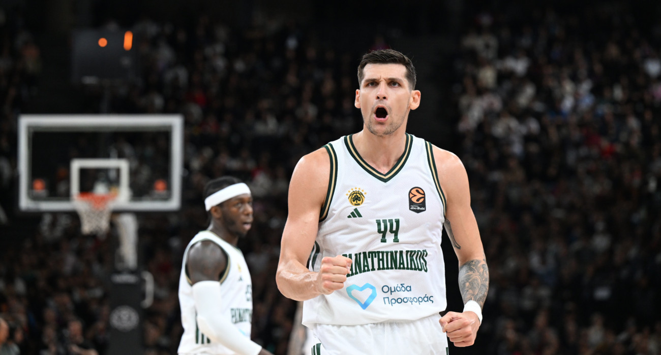 Ο Ντίνος Μήτογλου στην «Πόλη του Φωτός» / Πηγή: Βαγγέλης Στόλης