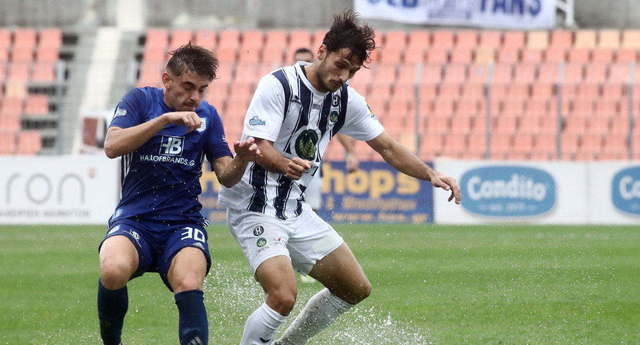 Στιγμιότυπο από το βροχερό τερέν στο Ηρακλής - ΠΑΣ: Πηγή: Eurokinissi