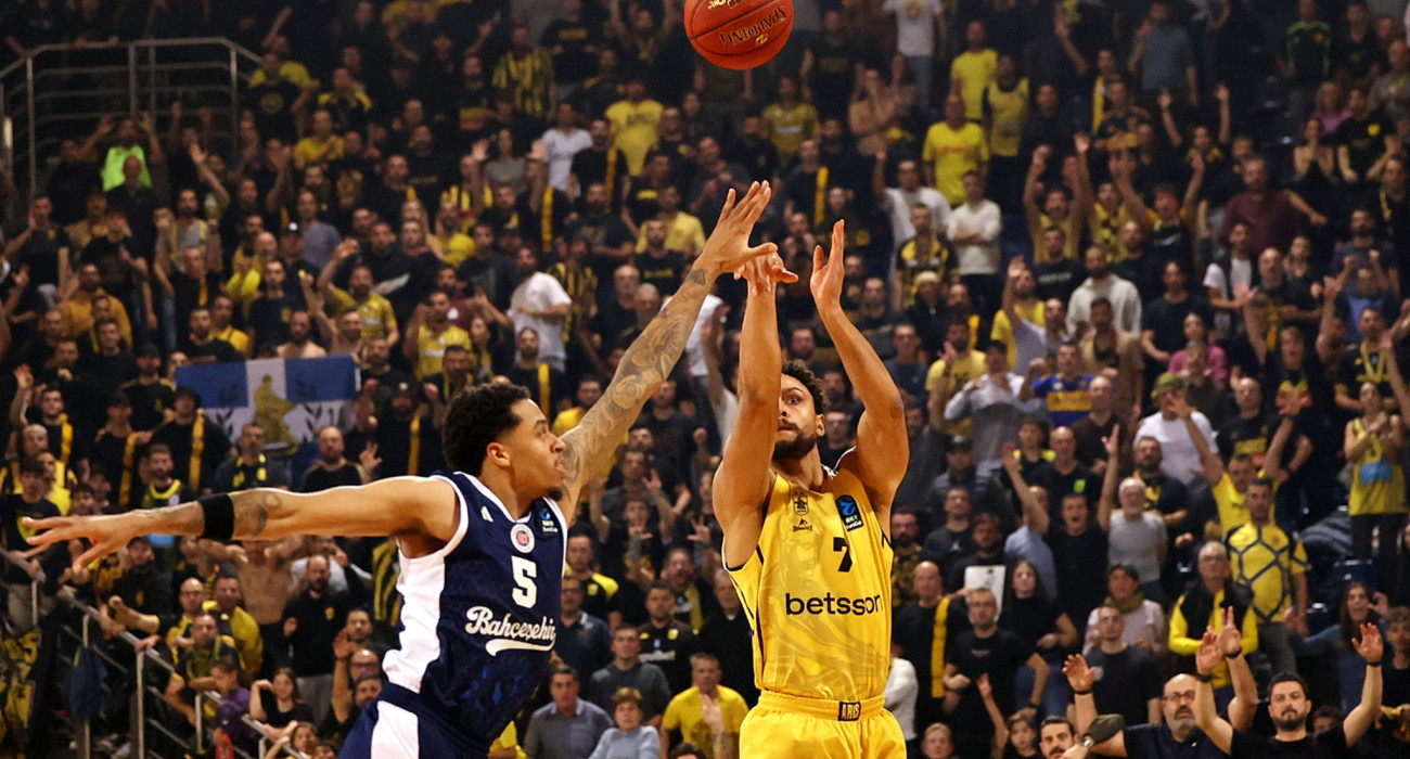 Ο Μπριν Φορμπς - Πηγή: Intime