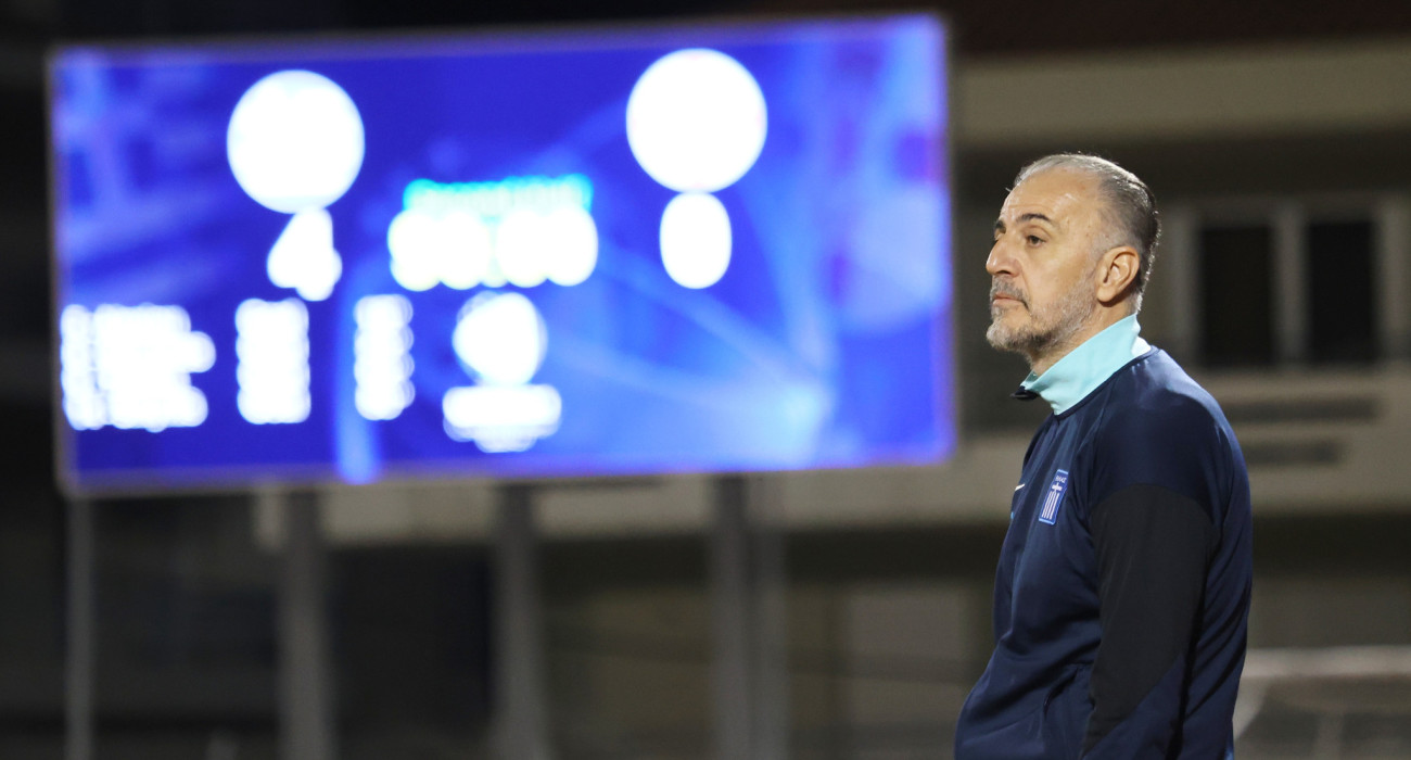 Ταουσιάνης: «Είμαι πολύ τυχερός που συνεργάζομαι με αυτούς τους ποδοσφαιριστές»