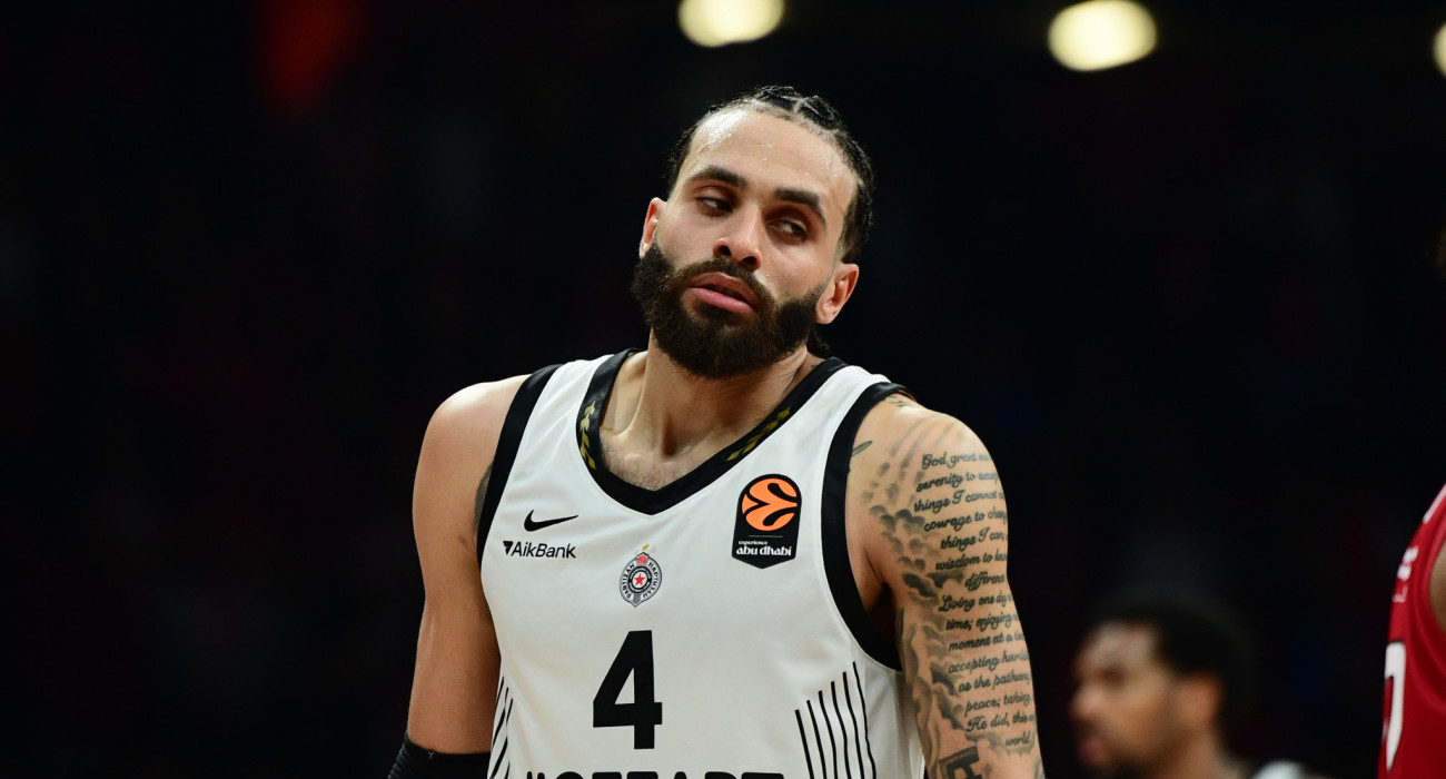 Ο Ντουέιν Γουάσινγκτον με τη φανέλα της Παρτίζαν, Πηγή: Eurokinissi