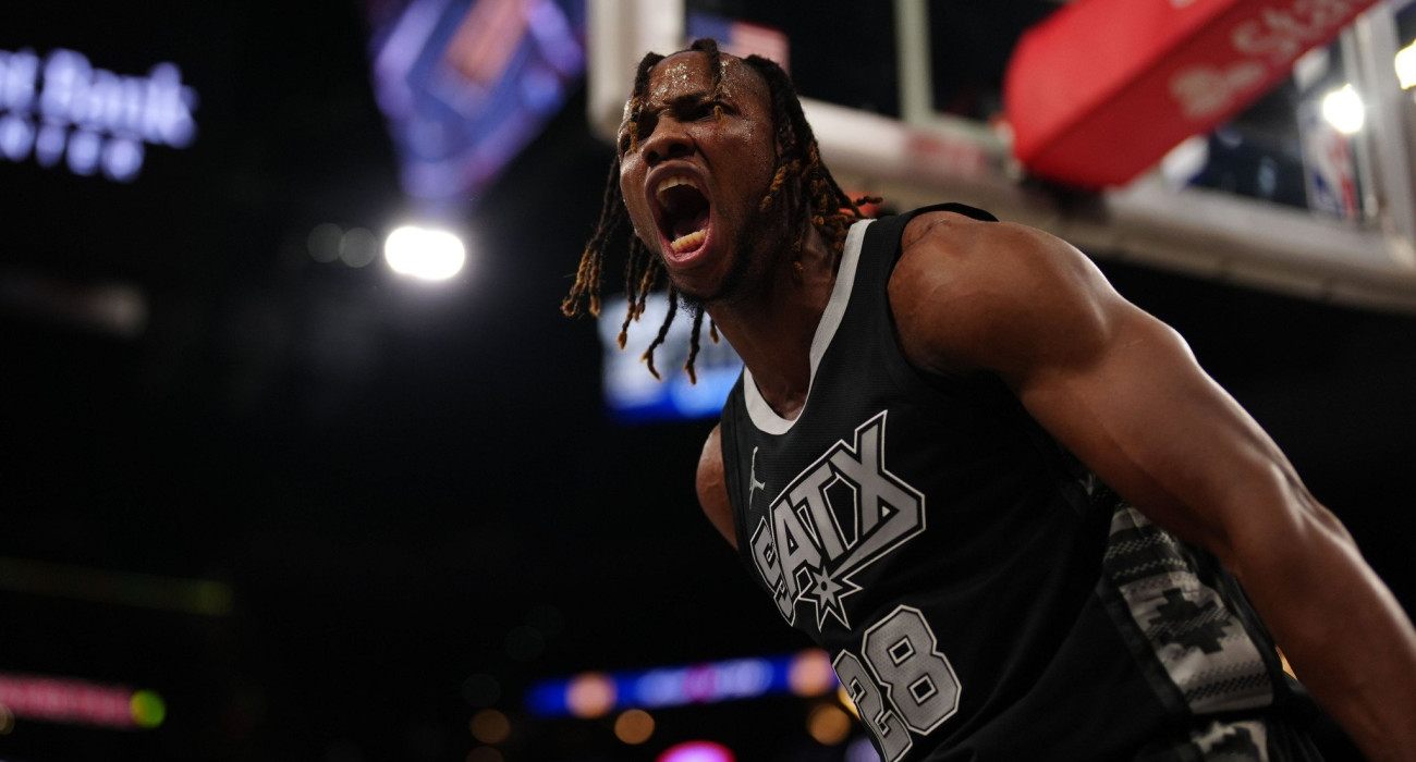 Ο Τσαρλς Μπάσεϊ