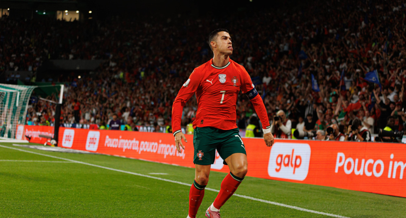 Ο Κριστιάνο Ρονάλντο πανηγυρίζει με την εθνική Πορτογαλίας / Πηγή: Imago