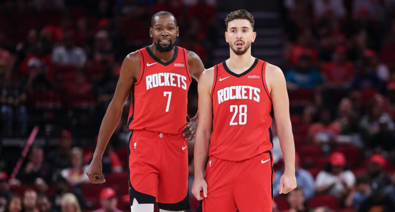 Κέβιν Ντουράντ και Αλπερέν Σενγκούν - Πηγή: Houston Rockets