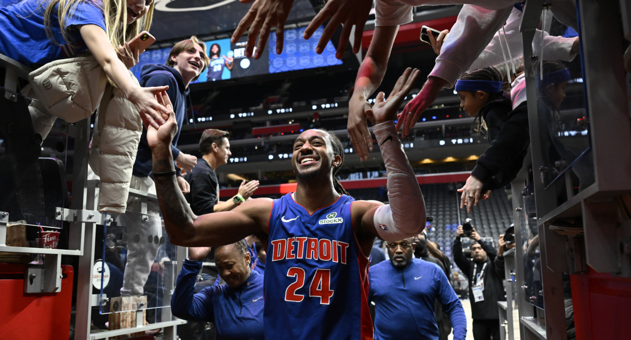 Ο Ντάνις Τζένκινς - Photo by Chris Schwegler/NBAE via Getty Images
