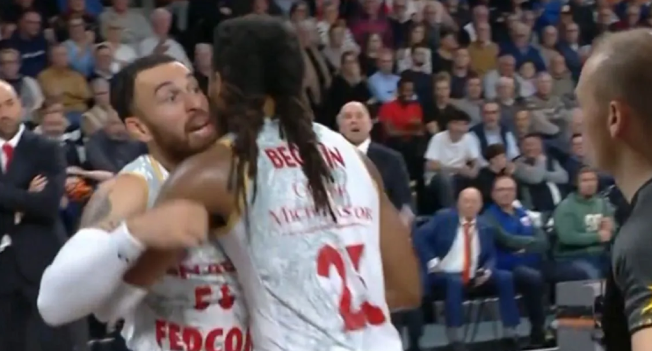 Ο νευριασμένος Μάικ Τζέιμς / Πηγή: Screenshot