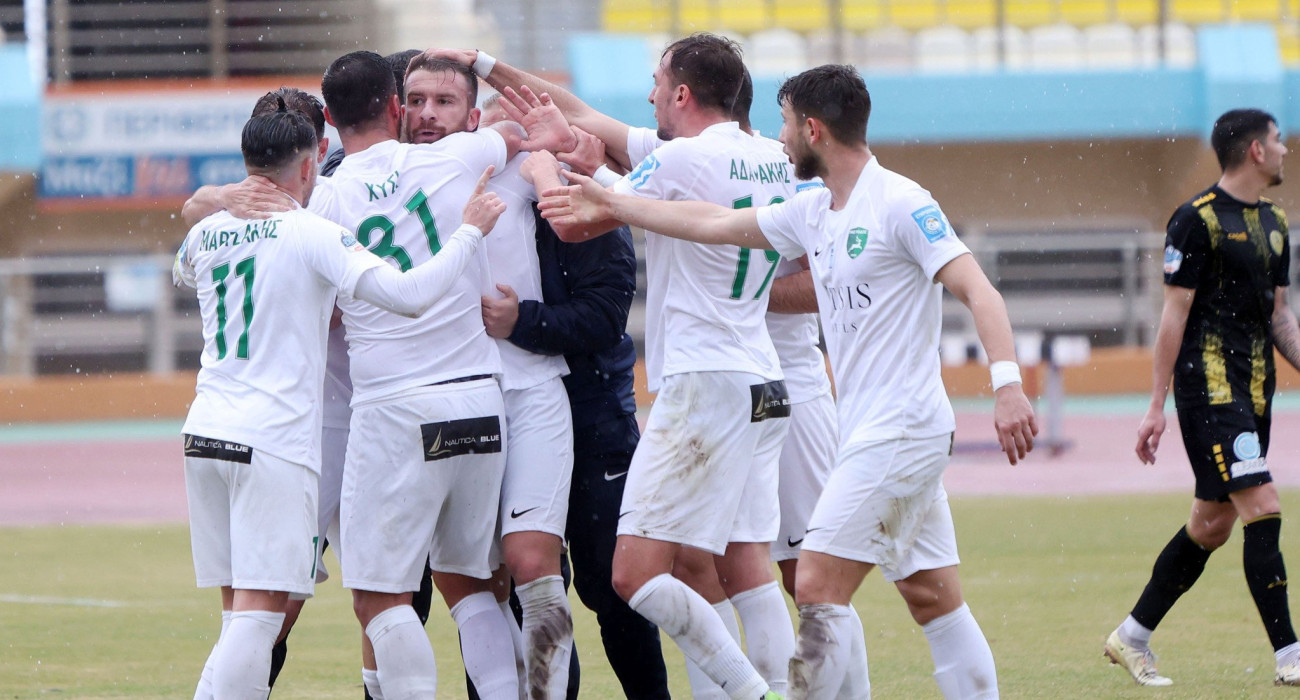 Η ομάδα της Ρόδου / Πηγή: Intime