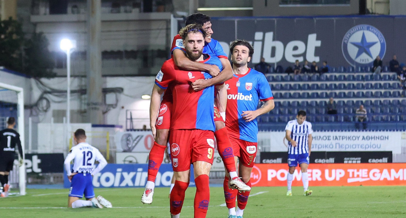 Οι ποδοσφαιριστές του Βόλου πανηγυρίζουν / Πηγή: Intime