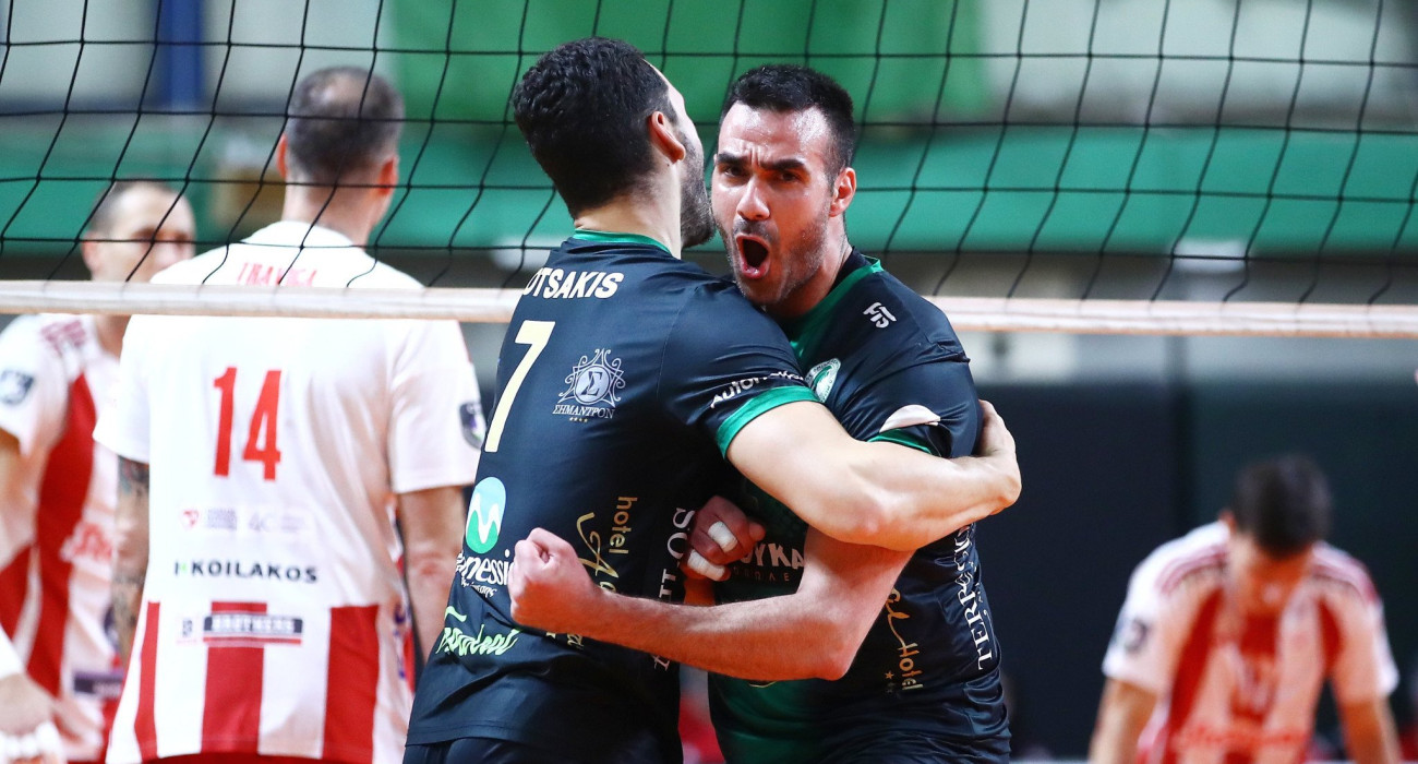 Πανηγυρισμός παικτών του Μίλωνας σε ματς με τον Ολυμπιακό / Πηγή: Eurokinissi
