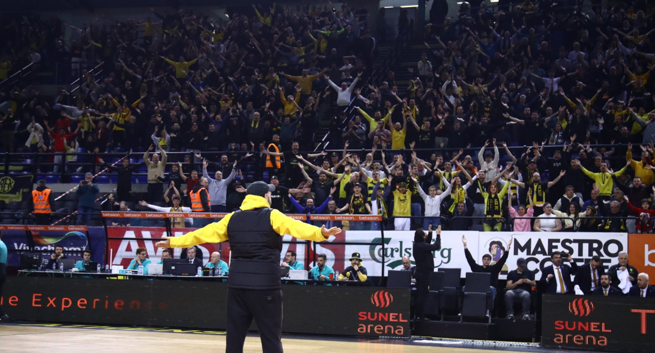 Παροξυσμός στον κόσμο της ΑΕΚ ενόψει Ναντέρ, «εξαφανίζονται» τα εισιτήρια