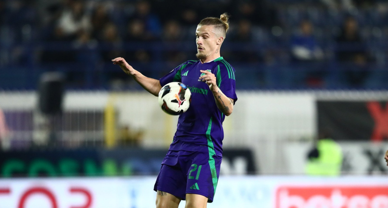 Ο Τιν Γεντβάι σε στιγμιότυπο από αγώνα του Παναθηναϊκού με τον Ατρόμητο - Πηγή: Eurokinissi