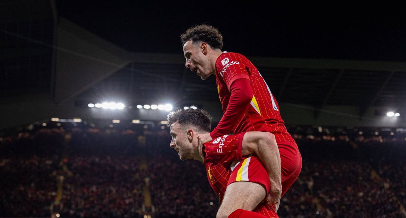 Παίκτες της Λίβερπουλ πανηγυρίζουν / Πηγή: Imago