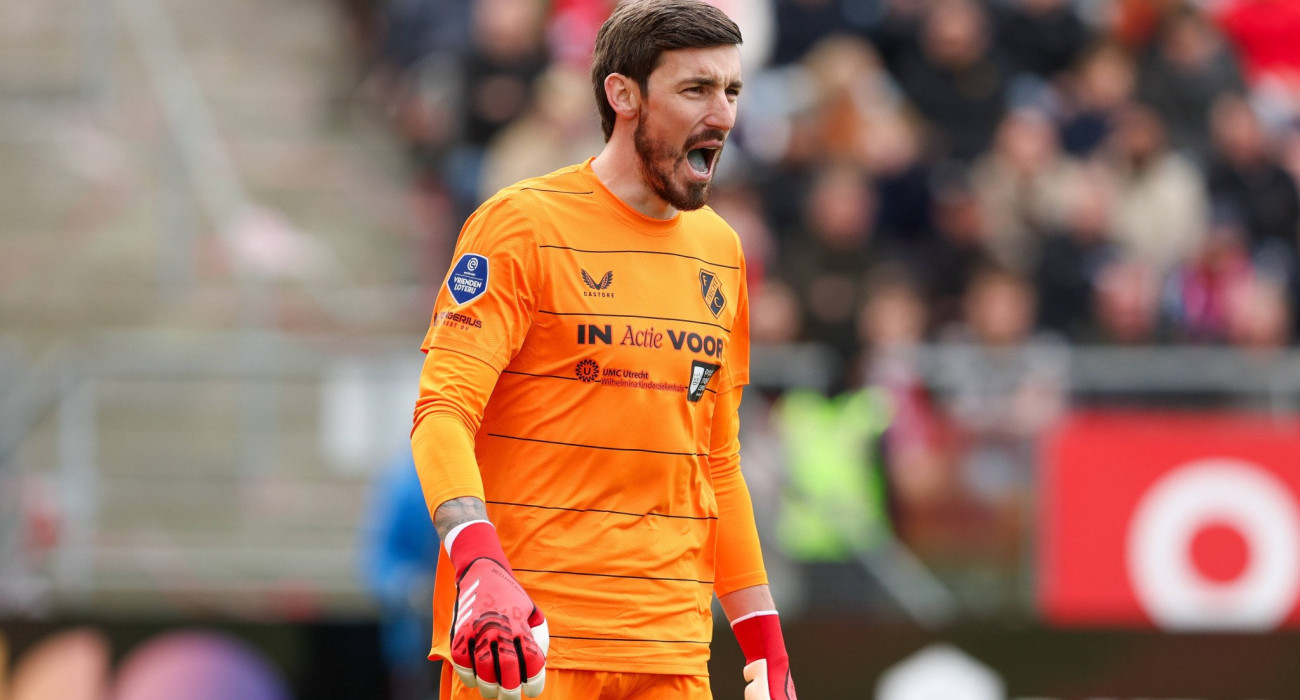 Ο Βασίλης Μπάρκας με τη φανέλα της Ουτρέχτης / Πηγή: Imago