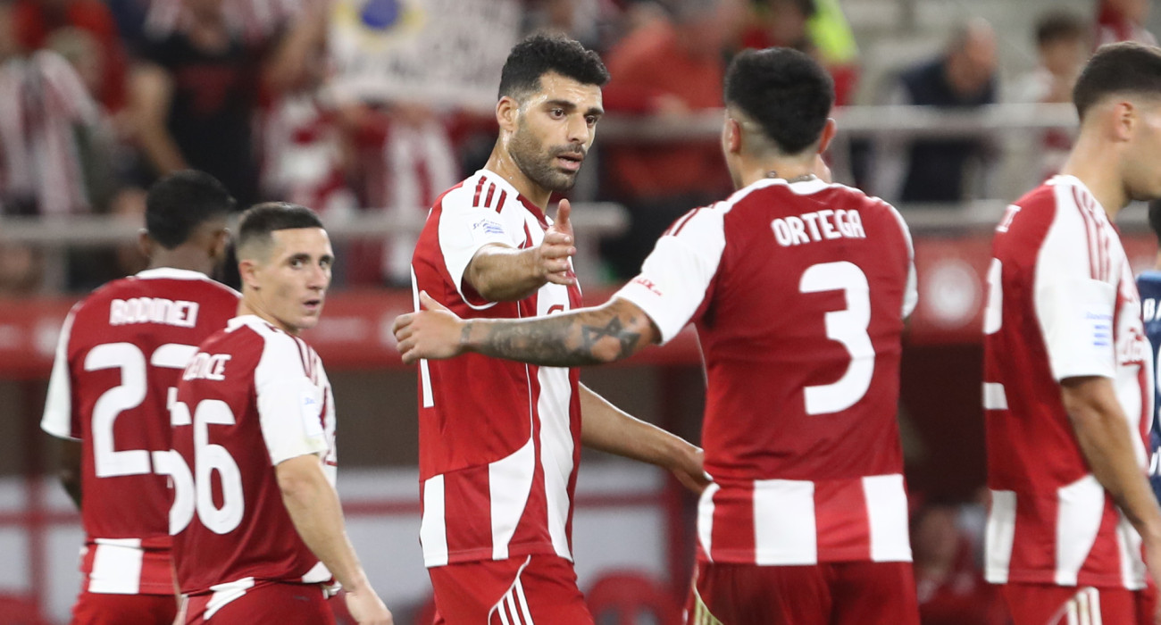 Οι Ταρέμι και Ορτέγκα με τη φανέλα του Ολυμπιακού / Πηγή: InTime