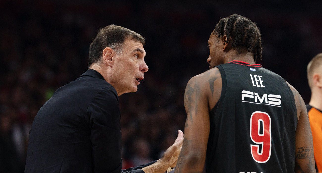 Ο Γιώργος Μπαρτζώκας με τον Σέιμπεν Λι/Πηγή: intime