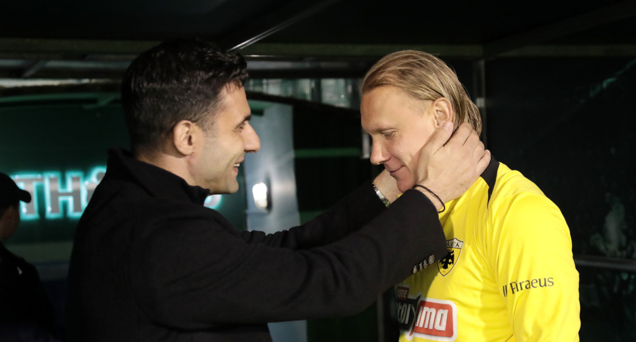 Γιώργος Τζαβέλλας και Ντομαγκόι Βίντα / Πηγή: Intime