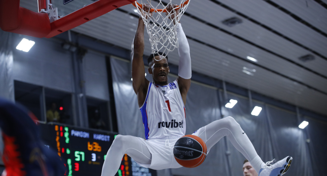 Ο Λέμον του Πανιωνίου καρφώνει με δύναμη στο ματς με την Καρδίτσα/Πηγή: Eurokinissi