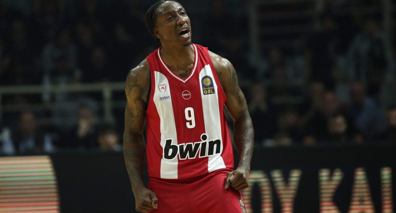 Με τρομερό Λι πέρασε από τον «Πυλαία» ο Ολυμπιακός για το 8/8 στην GBL