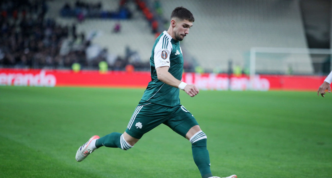 Ο Άνταμ Τσέριν σε στιγμιότυπο από τον αγώνα του Παναθηναϊκού με την Στουρμ Γκρατς - ΠΗΓΗ: ΙΝΤΙΜΕ