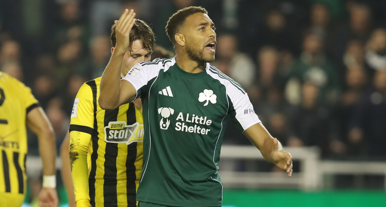 Ο Σίριλ Ντέσερς σε στιγμιότυπο από τον αγώνα του Παναθηναϊκού με την ΑΕΚ - ΠΗΓΗ: ΙΝΤΙΜΕ